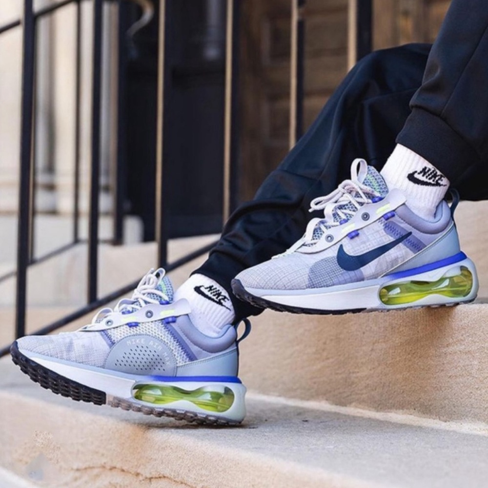 Nike Air Max 2021 Ghost/Obsidian/Ashen Slate Runni DA3199 Youth Size 7Y